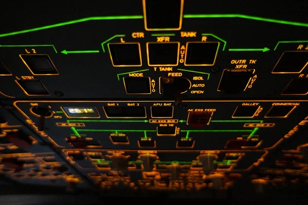 Uma Vista Atmosfera Cockpit Instrumentos Noite — Fotografia de Stock