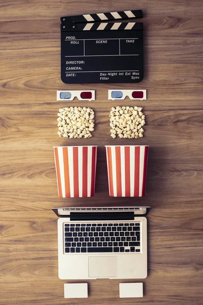 Laptop Clapper Board Popcorn Glasses Cinema Streaming Movie Series Online — Stock Photo, Image