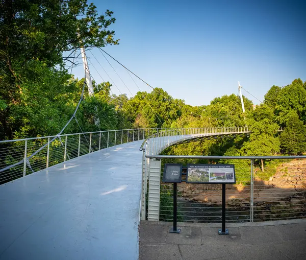 Juli 2020 Greenville South Carolina Usa Die Freiheitsbrücke Falls Park — Stockfoto