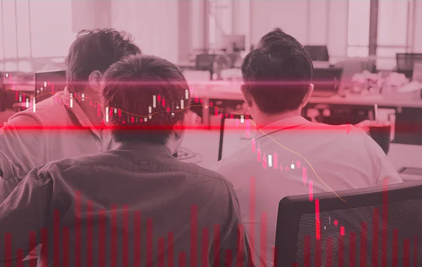 Borsa simsarları hisse senedi grafiğini karaborsada analiz ediyorlar, hisse senedi satışı konsepti