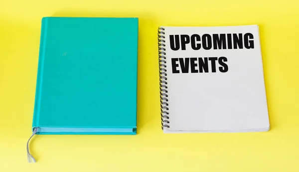 Conceito Eventos Próximos Mensagem Notebook Com Caneta Bloco Notas Tabela — Fotografia de Stock