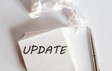 Beyaz etiketlerdeki metinleri güncelle. Çizelge veya mekanizma kavramı.