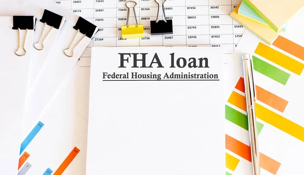 Paper Fha Loan Table — Stock Photo, Image