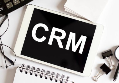 Müşteri CRM Yönetim Analiz Hizmeti İş CRM Bilgisayar Bilgisayarı Masa Silueti ekranlı