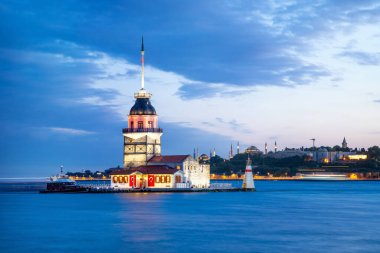 Kıyı, İstanbul ve Türkiye 'den Bakire' nin kulesinin Panorama manzarası