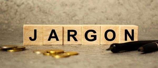 Para ile ahşap küplerin dokusuna ilişkin maddi ya da iş konularında JARGON yazılıdır.