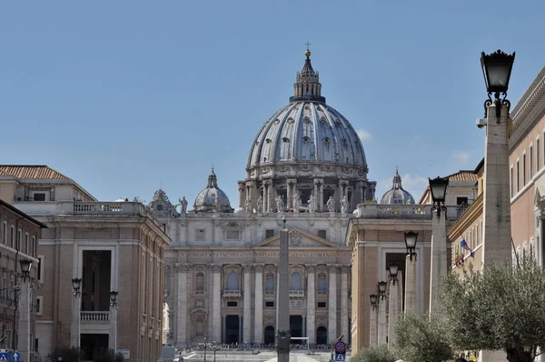Rome Italy September 2015 People Visit Peter Basilica Vatican Rome — Stock Photo, Image