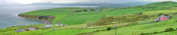 Kerry Çemberi Boyunca Manzaranın Panoramik Görüntüsü — Stok fotoğraf