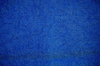 Koyu mavi renkli havlu doku