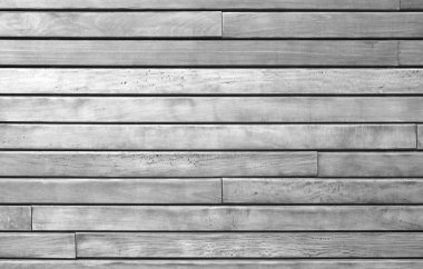 Açık gri renk ile yatay rustik ahşap plakalar