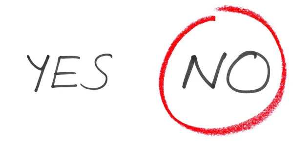 Ne a ne Ano - v rukou text s červeným kruhem — Stock fotografie