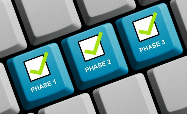 业务概念 第一阶段 第二阶段及第三阶段网上使用蓝色电脑键盘贴纸3D图解 — 图库照片