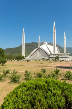 Şah Faysal Camii dünyanın en büyük camilerinden biridir. İslamabad, Pakistan.