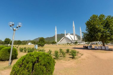 Şah Faysal Camii dünyanın en büyük camilerinden biridir. İslamabad, Pakistan.