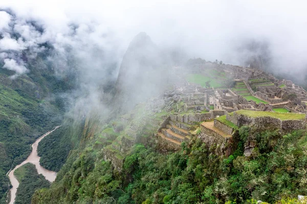 Machu Picchu, bir Peru Tarihi Mabedi ve UNESCO Dünya Mirası Alanı. Dünyanın Yeni Yedi Harikası 'ndan biri. Cuzco.