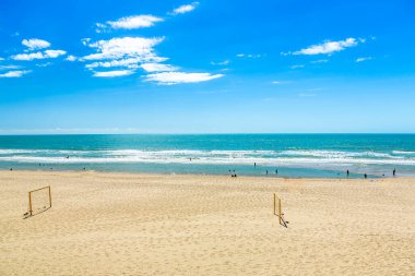 Brezilya 'nın Fortaleza şehrindeki Aquiraz bölgesinde Porto das Dunas plajı. Güney Amerika.