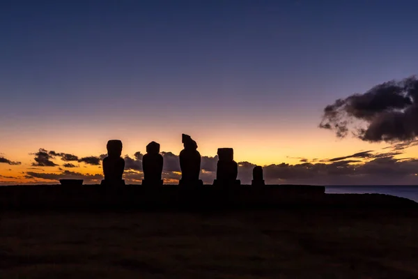 Isla Pascua Moais Ahu Vai Uri Complejo Arqueológico Tahai Parque — Foto de Stock