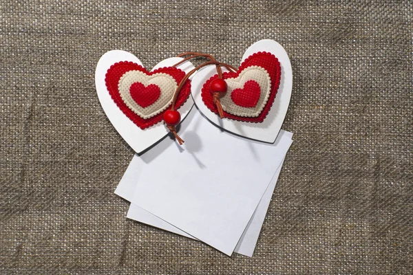 Postcard Valentines Day Hearts Red Beads White Sheet Recording Background — Stock Photo, Image