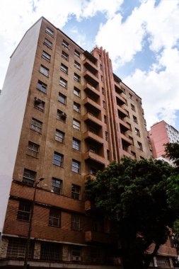 Belo Horizonte 'deki eski Art Deco binası.