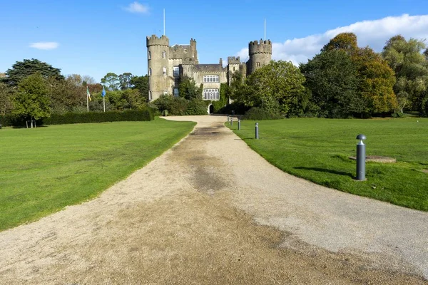 Kasteel Malahide in Malahide, graafschap Fingal Rechtenvrije Stockfoto's