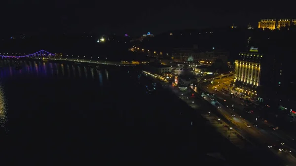 Aerial view from Drone: Top view of the night promenade with bridges and cars. — Stock Photo, Image