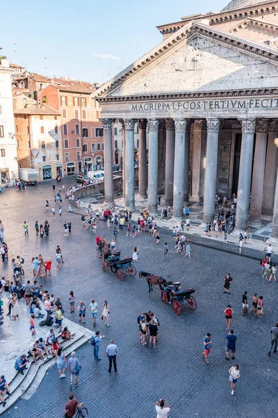 罗马，意大利 - 2019年7月16日：万神殿是古罗马文化的著名纪念碑，所有神灵的殿堂 — 图库照片
