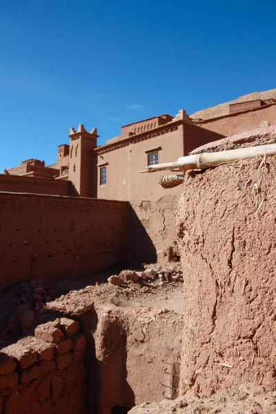 Tradiční Domy Adobe Naražené Země Nachází Starověkém Městě Oasis Blízkosti — Stock fotografie