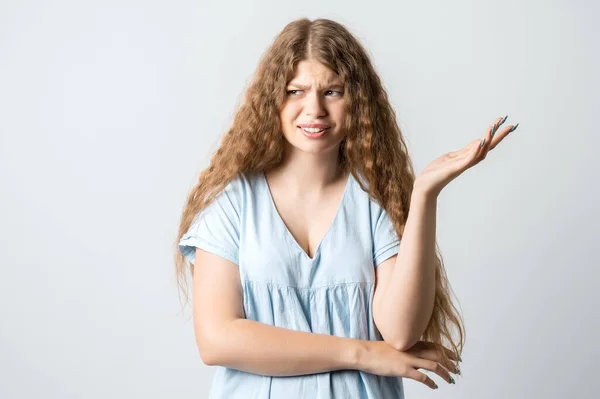 What Hell You Talking Nonsense Studio Shot Frustrated Female Curly — Stockfoto