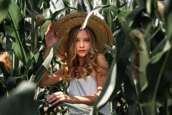 Stylish Young Girl Years Old Vintage Clothing Straw Hat Posing — Stock Photo, Image