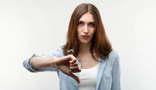 Beautiful Caucasian Girl Long Chestnut Hair Dressed Casual Clothes Looking — Stock Photo, Image