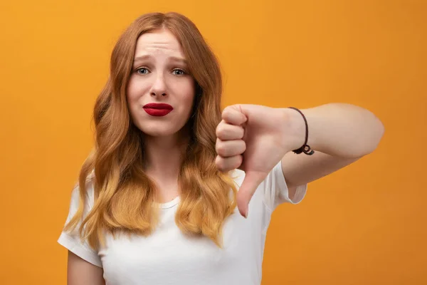 Pretty Young Woman Wavy Redhead Wearing White Shirt Showing Thumb — Stock Photo, Image