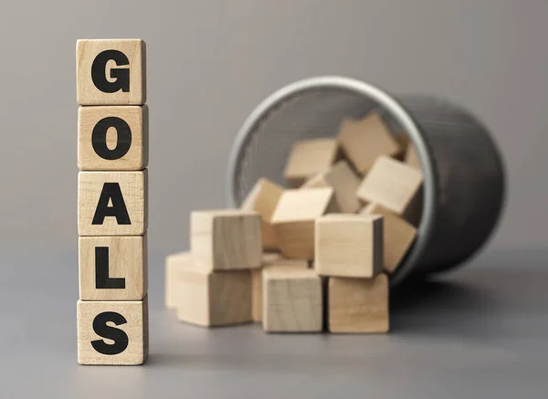 Word Goals Jest Wykonany Sześcianu Drewnianego Bloku Biurku Strategia Biznesowa — Zdjęcie stockowe