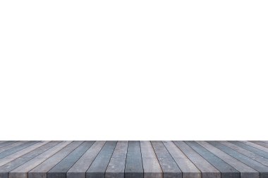Tahta eski masa beyaz arka planda izole edilmiş. Ürün yerleştirme ya da ön plandaki masanın üstüne odaklı montaj için. Boş ahşap mavi raf. raflar