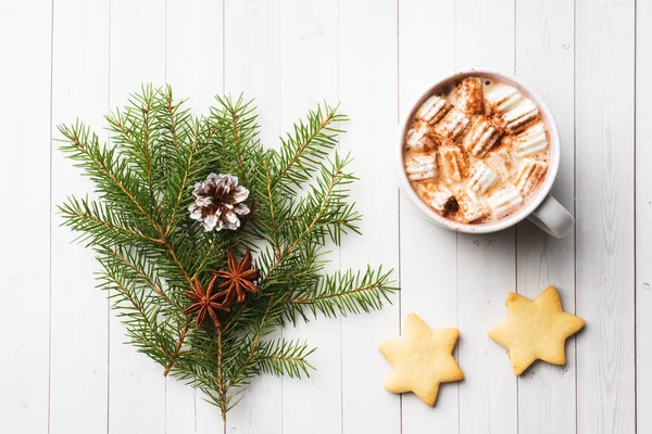 Karácsonyi Összetétele Forró Csokoládé Cookie Kat Fenyő Ágak Fahéjat Csillag — Stock Fotó