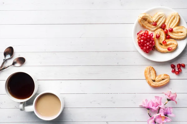 San Valentín Concepto Desayuno Taza Del Café Las Galletas Los — Foto de Stock