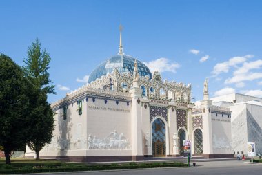 Moskova, Rusya - 24 Haziran 2019: Ekonomik Başarılar Sergisi Kazakistan Pavyonu Vdnh.
