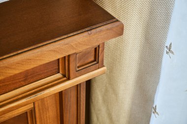 Klasik ahşap kahverengi masa