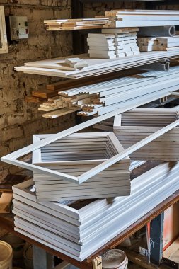 Tahta işleme. Sanayi iş. Ahşap mobilya. Ayrıntılar ahşap üretim