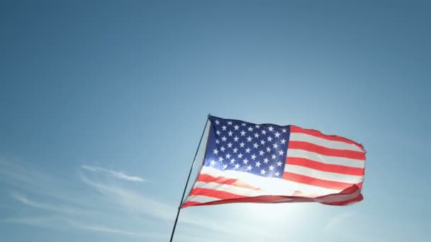 Drapeau Des États Unis Cache Soleil Flotte Dans Vent — Video