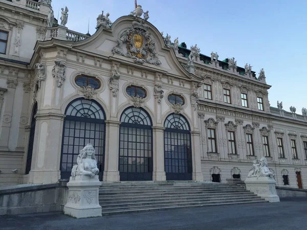 Historisch Gebouw Barokke Paleizen Van Opper Belvedere Bij Zonsondergang Wenen — Stockfoto