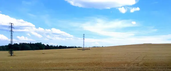 Польове Блакитне Небо Чехії — стокове фото