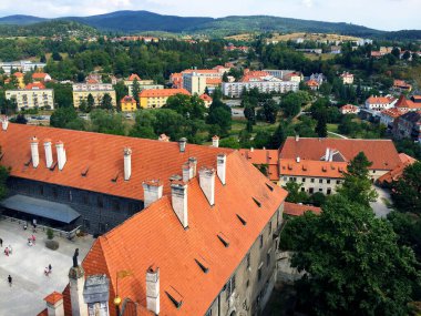 Çek Cumhuriyeti 'ndeki Cesky Krumlov şatosunun manzarası