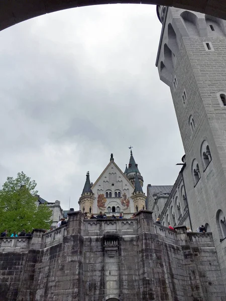 Castelo Neuschwanstein Dia Nublado Baviera Alemanha — Fotografia de Stock