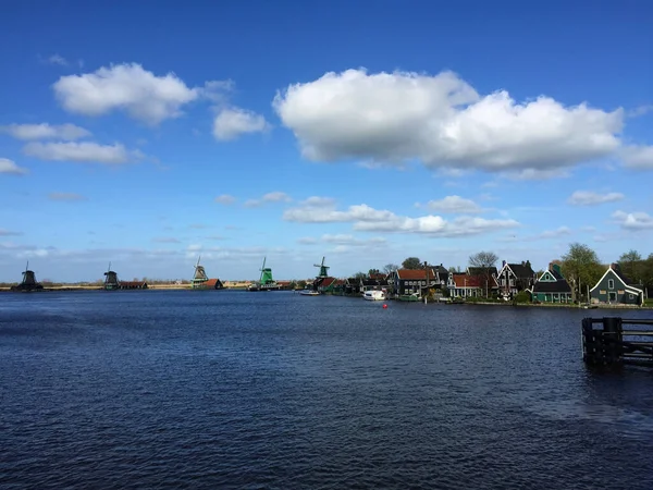 Paisaje Vista Ciudad Cerca Costa Del Mar Cielo Azul Zaanse — Foto de Stock