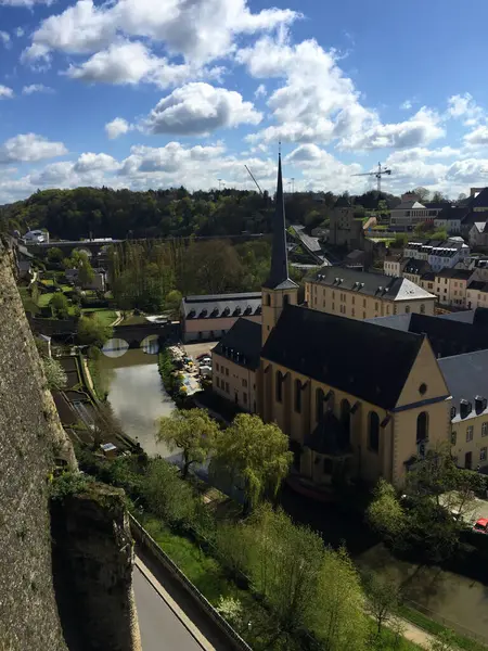 Skyline Ciudad Luxemburgo Visto Sobre Barrio Grund —  Fotos de Stock
