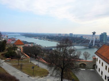 Bratislava şehri Slovakya 'nın panoramik görüntüsü
