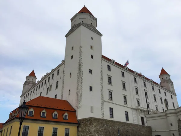 Zamek Bratysławie Słowacja — Zdjęcie stockowe