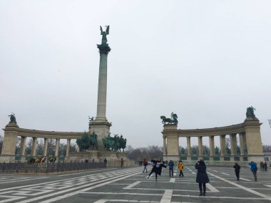Budapeşte Macaristan 'daki Kahramanlar Meydanı