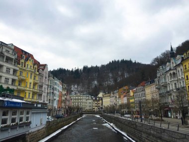 Çek Cumhuriyeti 'nin Karlovy Vary kentindeki evler