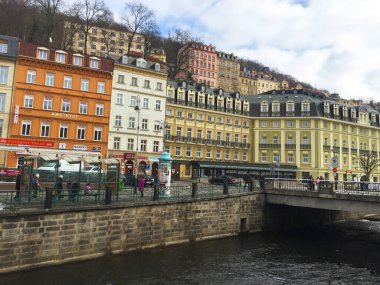 Çek Cumhuriyeti 'nin Karlovy Vary kentindeki evler